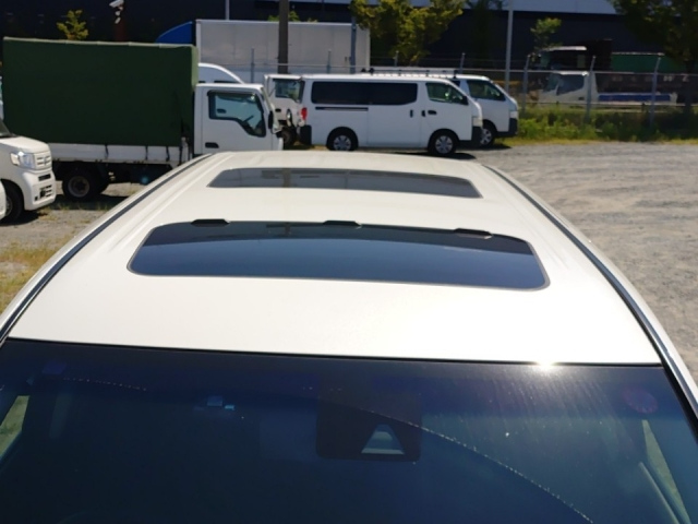 NISSAN ELGRAND 2019