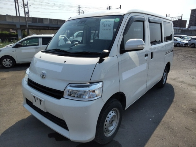 TOYOTA TOWN ACE VAN 2023