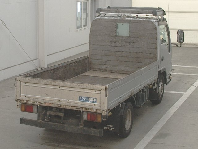 ISUZU ELF 2011