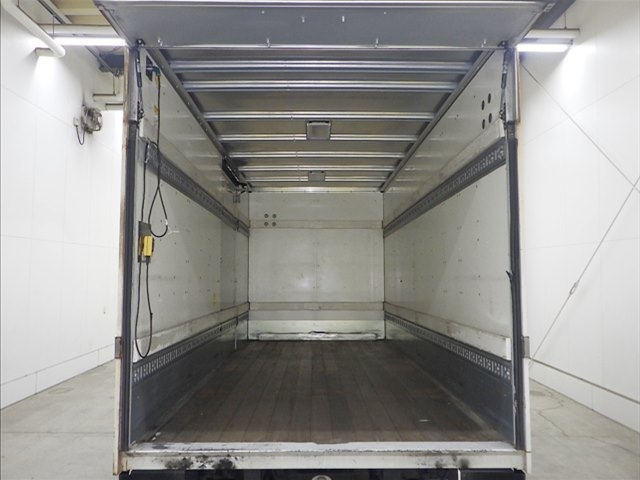 MITSUBISHI CANTER 2012