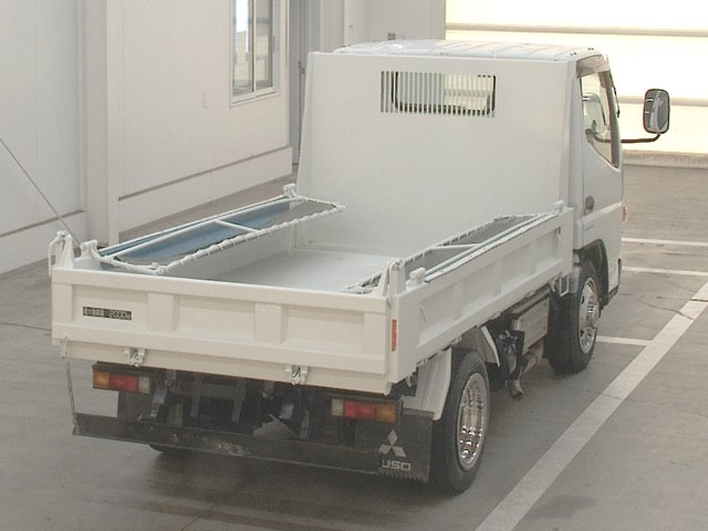MITSUBISHI CANTER 2018