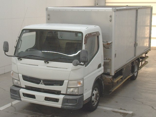 MITSUBISHI CANTER 2015