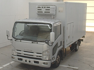 ISUZU ELF 2013