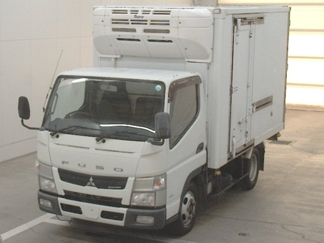 MITSUBISHI CANTER 2014