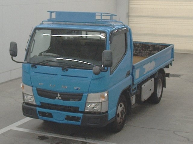 MITSUBISHI CANTER 2015