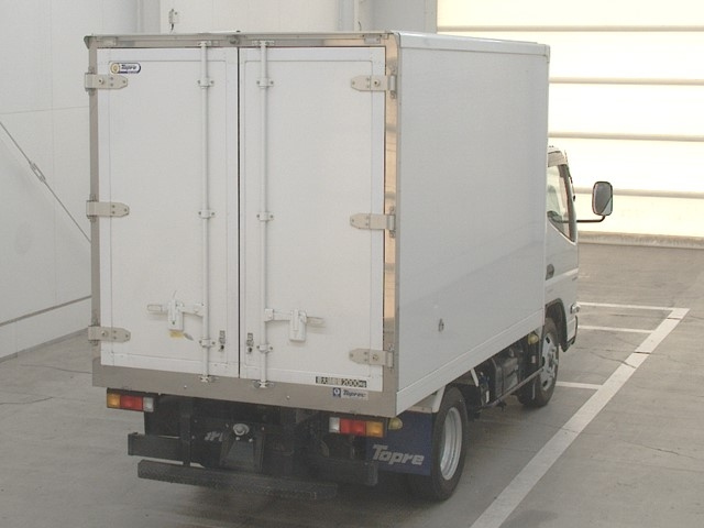 MITSUBISHI CANTER 2023