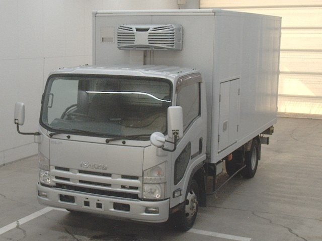 ISUZU ELF 2014