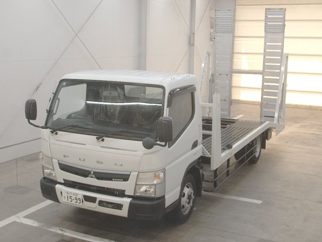 MITSUBISHI CANTER 2024