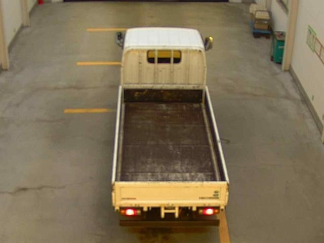 MITSUBISHI CANTER 2021