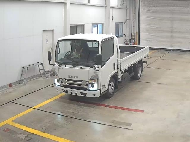 ISUZU ELF 2022