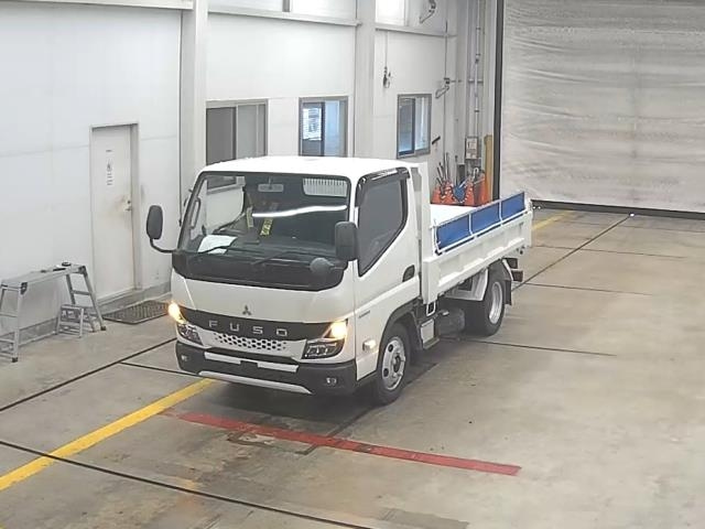 MITSUBISHI CANTER 2021