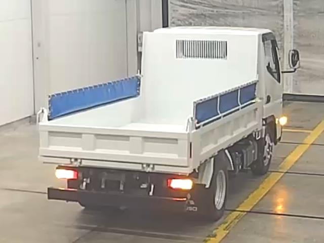 MITSUBISHI CANTER 2021