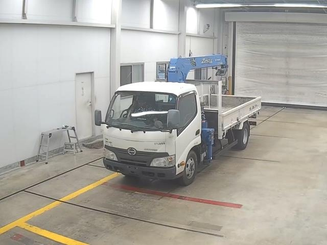 HINO DUTRO 2013