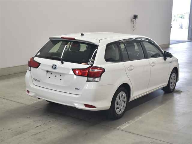 TOYOTA COROLLA FIELDER 2018