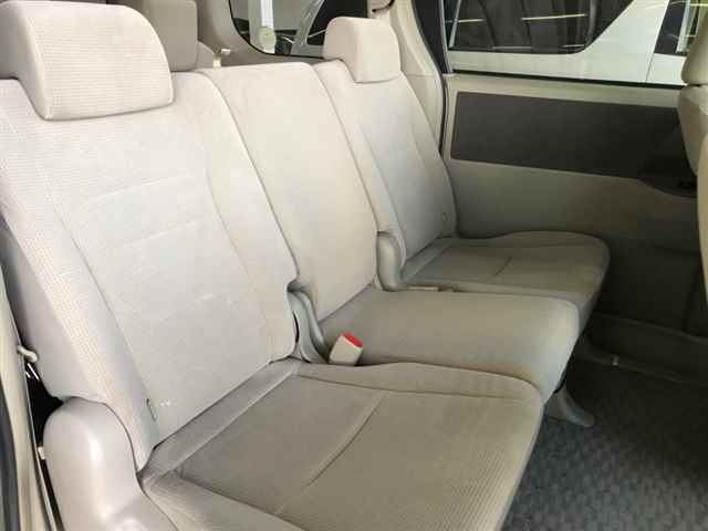 TOYOTA NOAH 2009