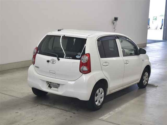 TOYOTA PASSO 2010