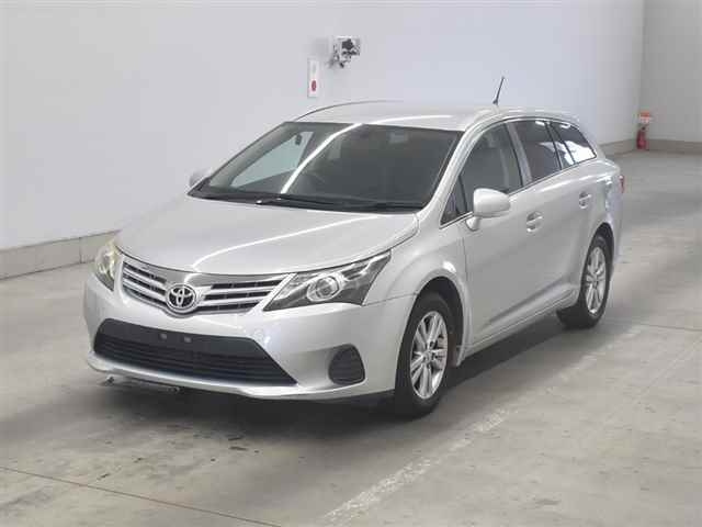 TOYOTA AVENSIS WAGON 2012