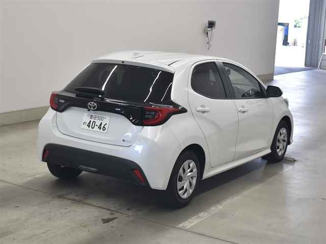 TOYOTA YARIS 2024