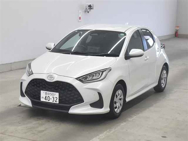 TOYOTA YARIS 2024