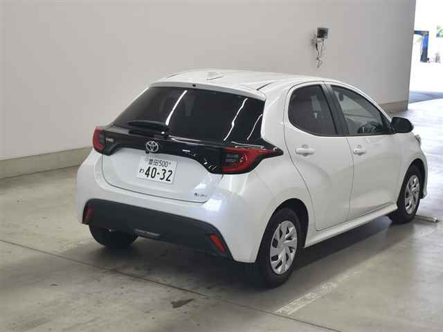TOYOTA YARIS 2024