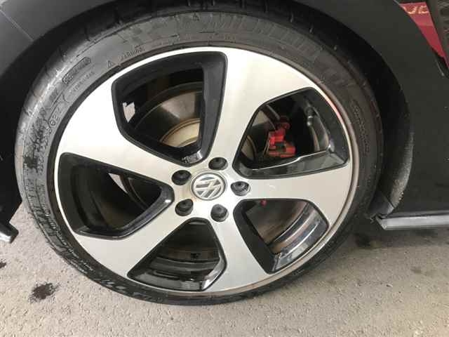 VOLKSWAGEN GOLF 2015