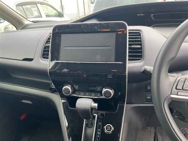 NISSAN SERENA 2020