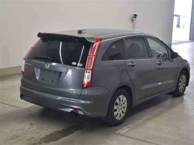 HONDA STREAM 2010