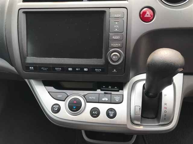 HONDA STREAM 2010