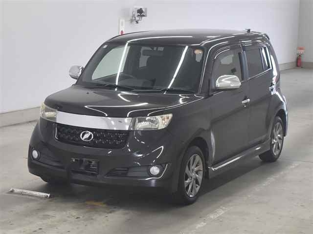 TOYOTA BB 2013