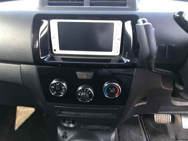 TOYOTA BB 2013