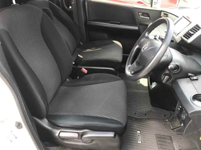 HONDA FREED 2012