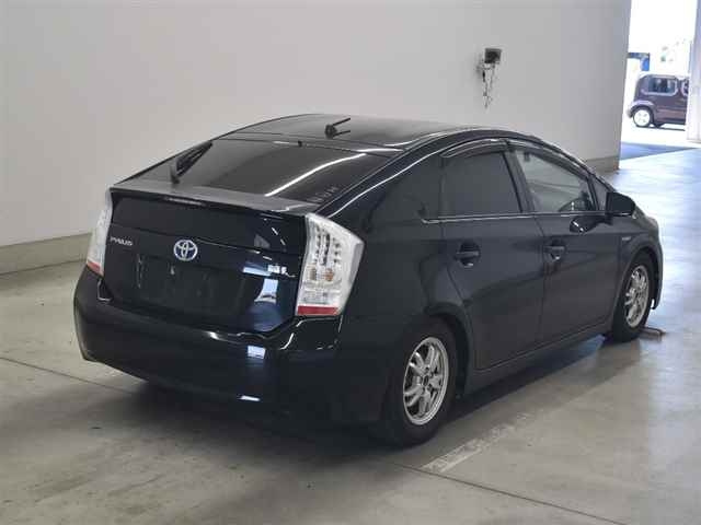 TOYOTA PRIUS 2011