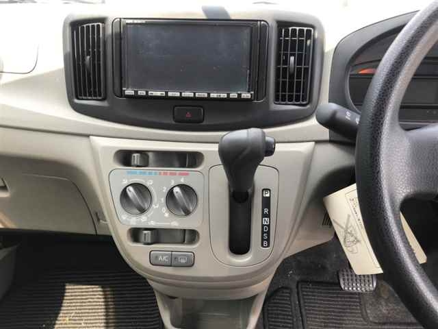 DAIHATSU MIRA E S 2012