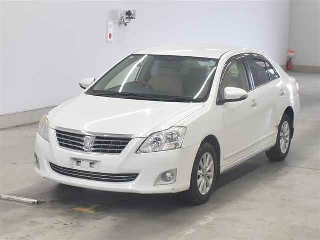 TOYOTA PREMIO 2014