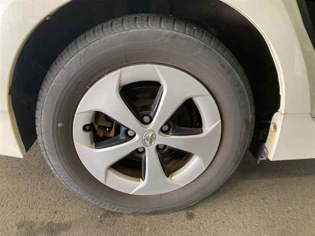 TOYOTA PRIUS 2014