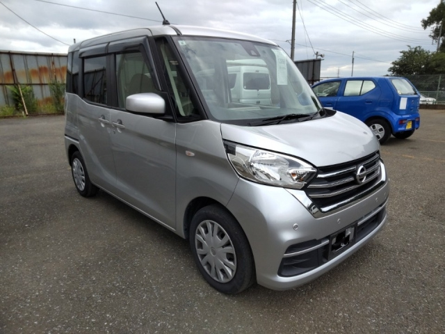NISSAN DAYZ ROOX 2019