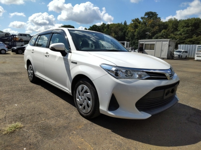 TOYOTA COROLLA FIELDER 2019