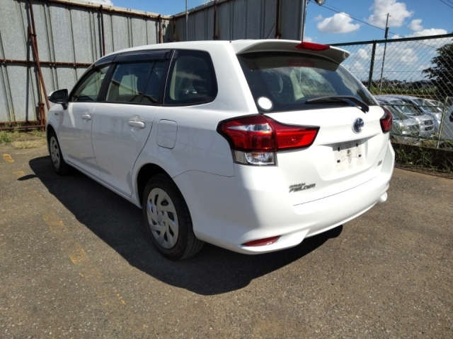 TOYOTA COROLLA FIELDER 2019