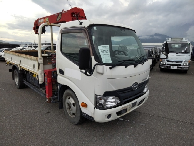 HINO DUTRO 2018