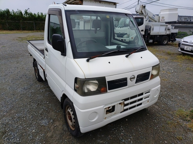 NISSAN CLIPPER TRUCK 2009