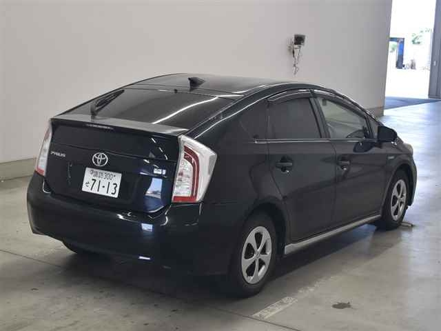 TOYOTA PRIUS 2013