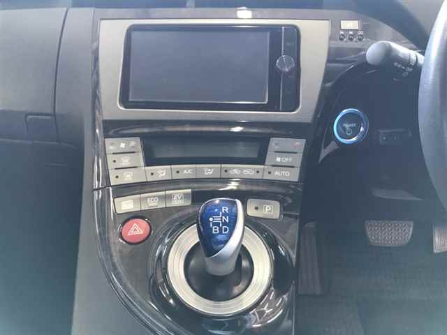 TOYOTA PRIUS 2013