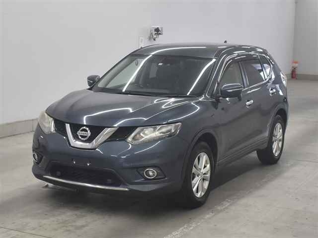 NISSAN X-TRAIL 2015