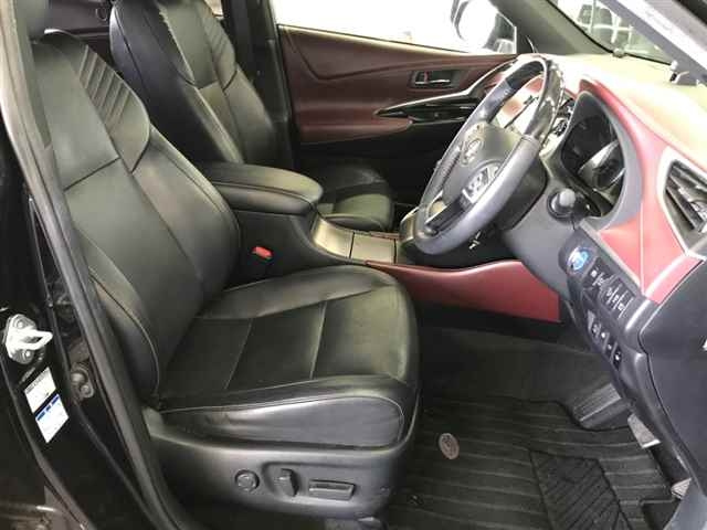 TOYOTA HARRIER 2018