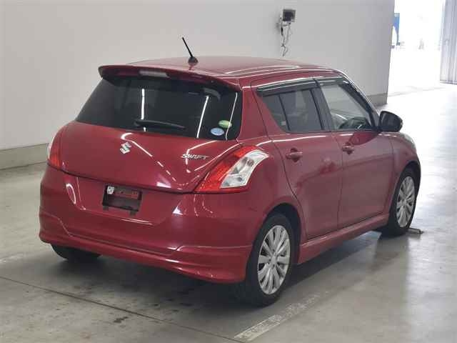 SUZUKI SWIFT 2012