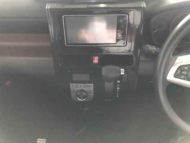 TOYOTA ROOMY 2018