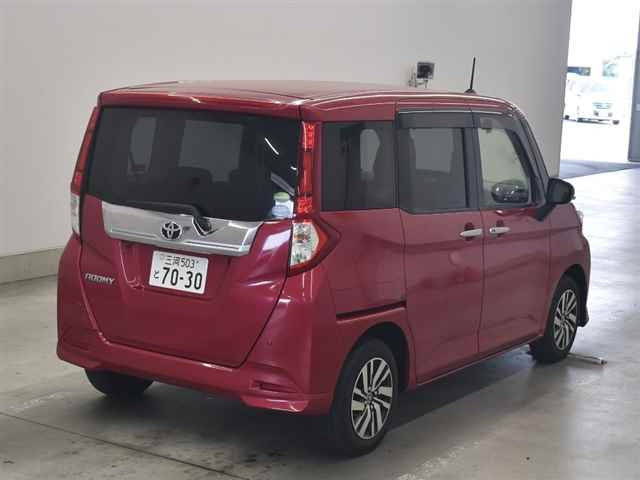 TOYOTA ROOMY 2018