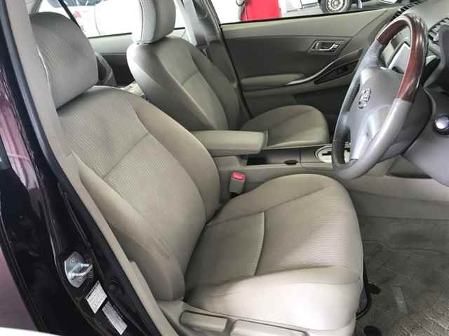 TOYOTA PREMIO 2012