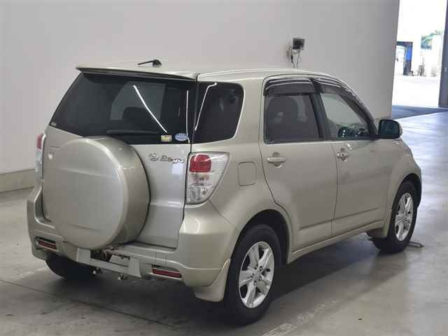 DAIHATSU BEGO 2010