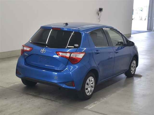 TOYOTA VITZ 2019